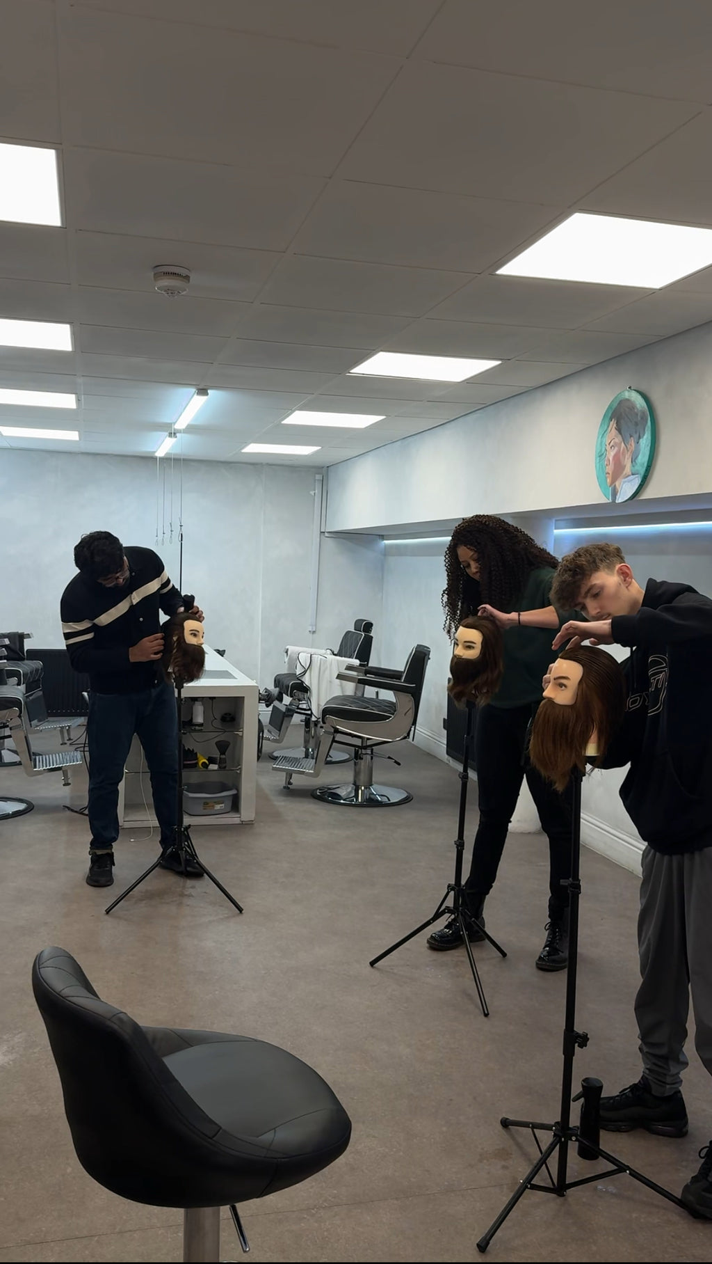 10 Week Beginner Barber Course.